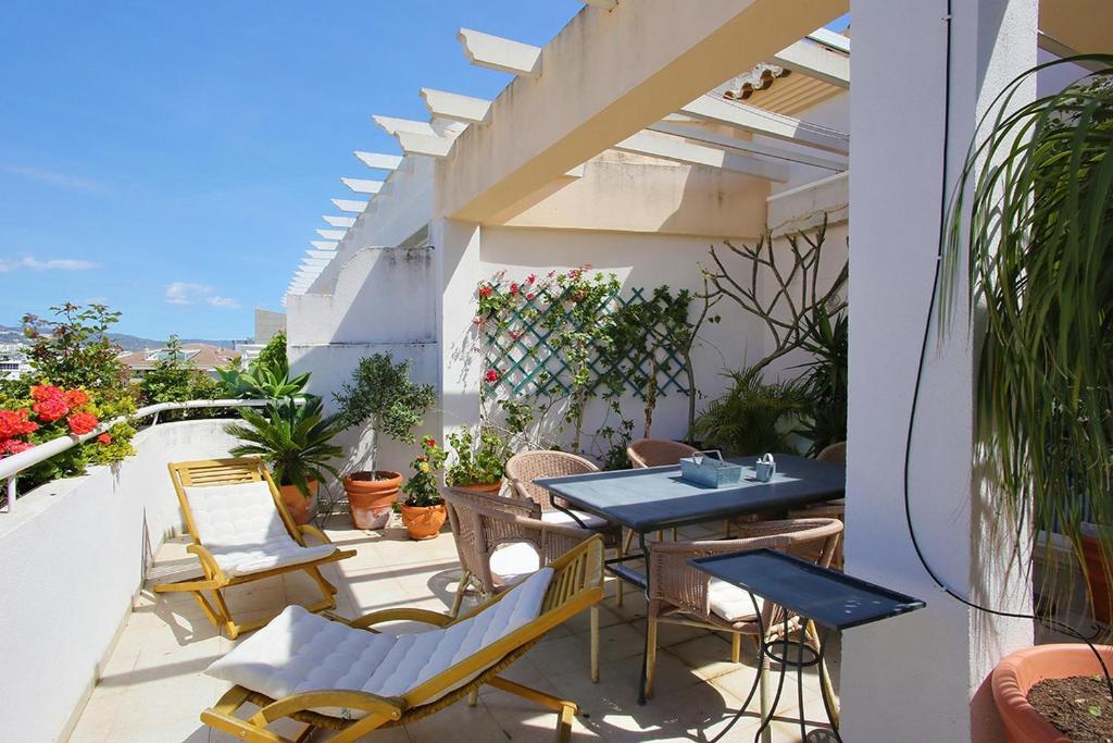 Apartamentos Las Terrazas Marbella Quarto foto